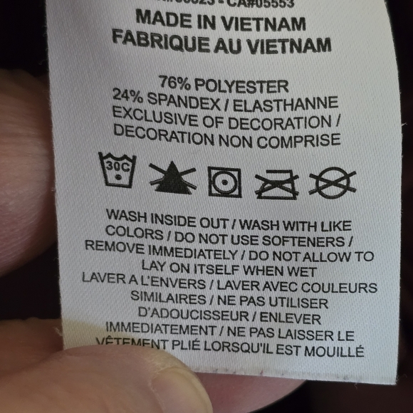 NWOT Zyia Active Blue Camo Light N Tight Capri Leggings Size 8-10 Activewear - Picture 11 of 12